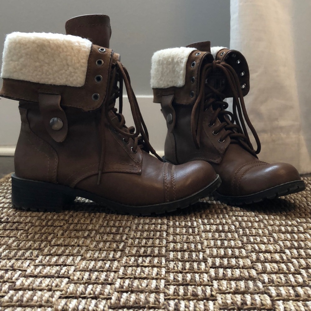 Convertible brown combat boots